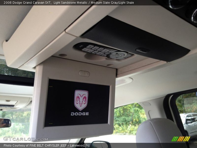 Light Sandstone Metallic / Medium Slate Gray/Light Shale 2008 Dodge Grand Caravan SXT