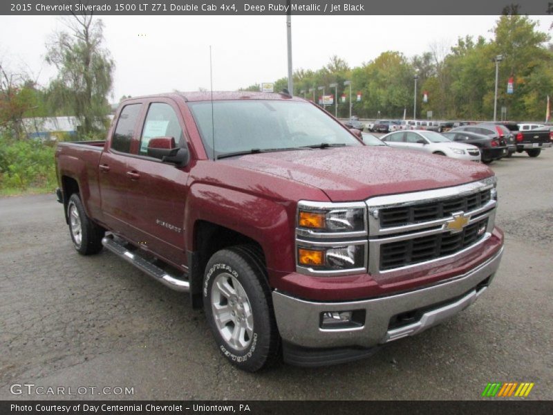 Front 3/4 View of 2015 Silverado 1500 LT Z71 Double Cab 4x4