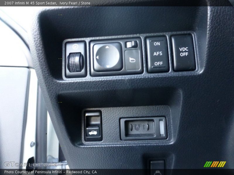 Ivory Pearl / Stone 2007 Infiniti M 45 Sport Sedan