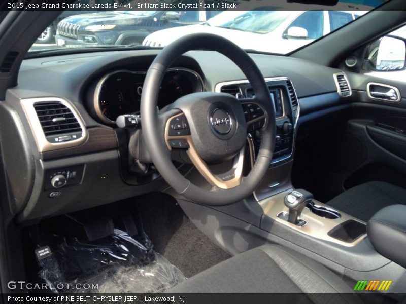 Brilliant Black Crystal Pearl / Black 2015 Jeep Grand Cherokee Laredo E 4x4