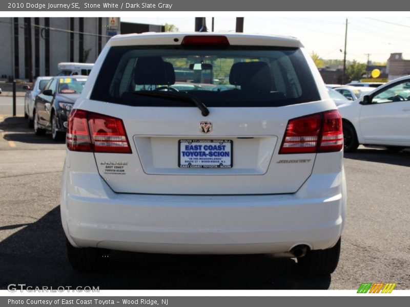Stone White / Dark Slate Gray 2010 Dodge Journey SE