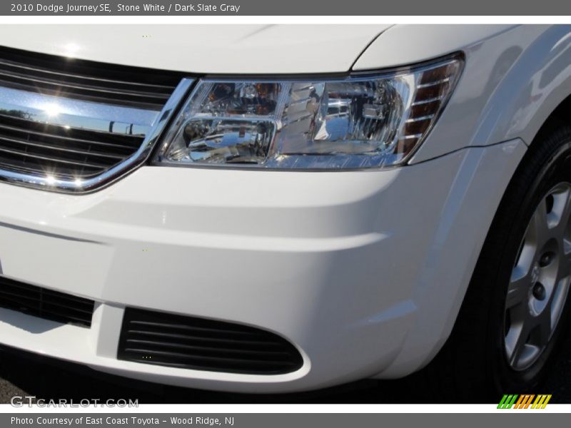 Stone White / Dark Slate Gray 2010 Dodge Journey SE