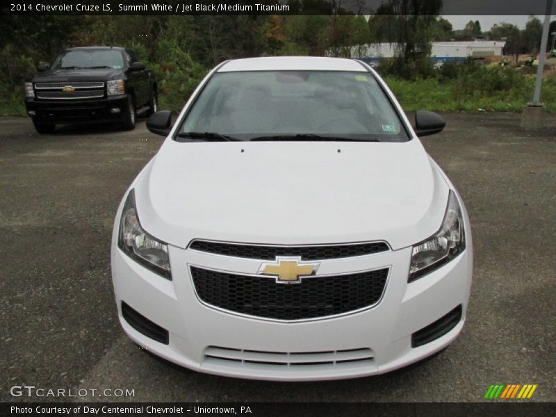 Summit White / Jet Black/Medium Titanium 2014 Chevrolet Cruze LS