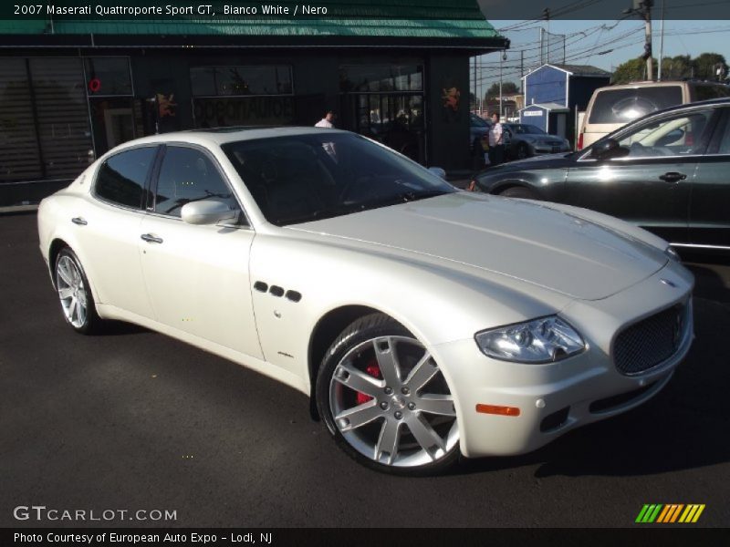 Bianco White / Nero 2007 Maserati Quattroporte Sport GT