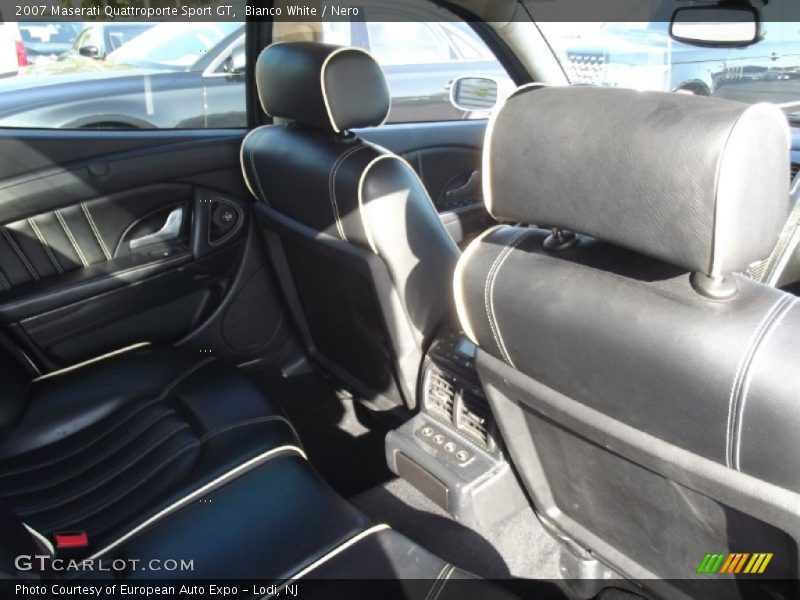 Bianco White / Nero 2007 Maserati Quattroporte Sport GT