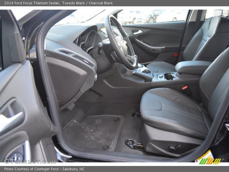 Tuxedo Black / Charcoal Black 2014 Ford Focus Titanium Sedan