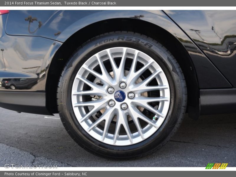 Tuxedo Black / Charcoal Black 2014 Ford Focus Titanium Sedan