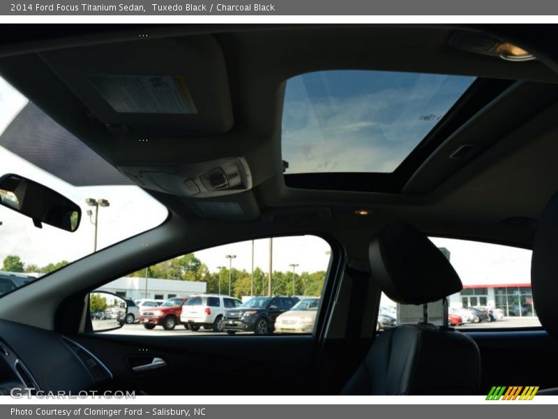 Tuxedo Black / Charcoal Black 2014 Ford Focus Titanium Sedan