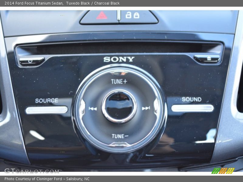 Tuxedo Black / Charcoal Black 2014 Ford Focus Titanium Sedan