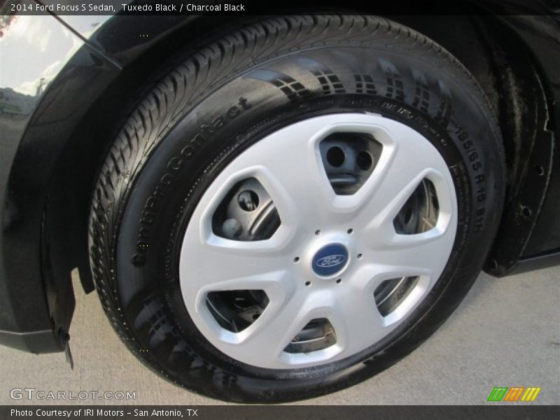 Tuxedo Black / Charcoal Black 2014 Ford Focus S Sedan