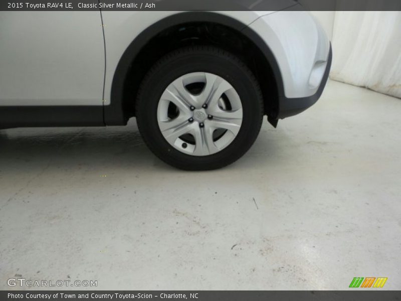 Classic Silver Metallic / Ash 2015 Toyota RAV4 LE