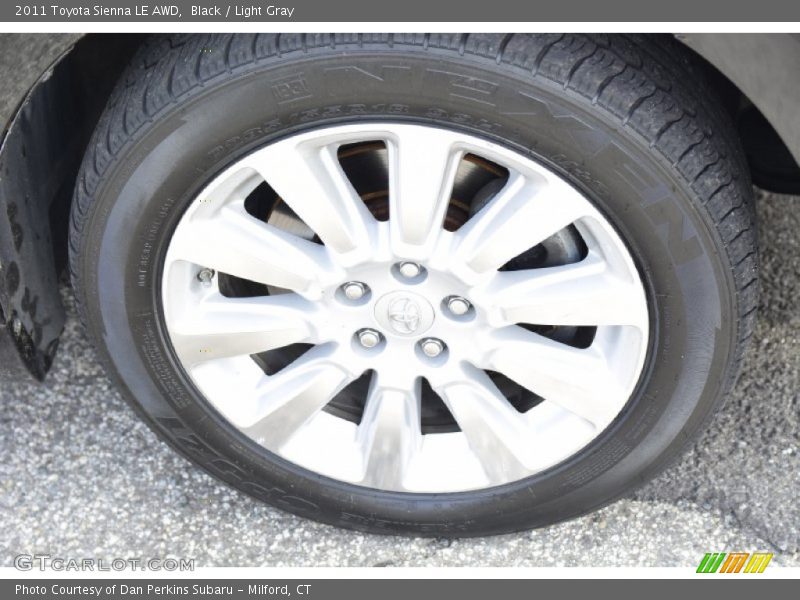 Black / Light Gray 2011 Toyota Sienna LE AWD