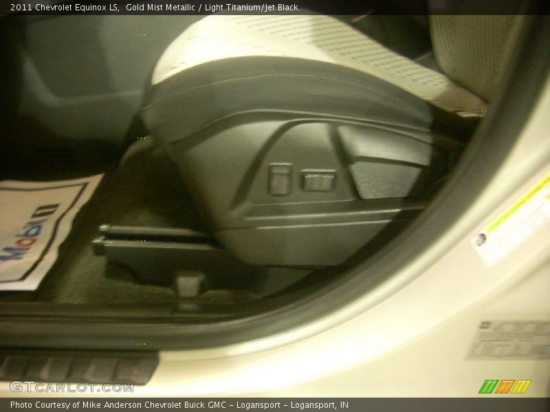 Gold Mist Metallic / Light Titanium/Jet Black 2011 Chevrolet Equinox LS