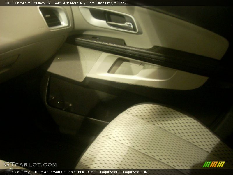 Gold Mist Metallic / Light Titanium/Jet Black 2011 Chevrolet Equinox LS