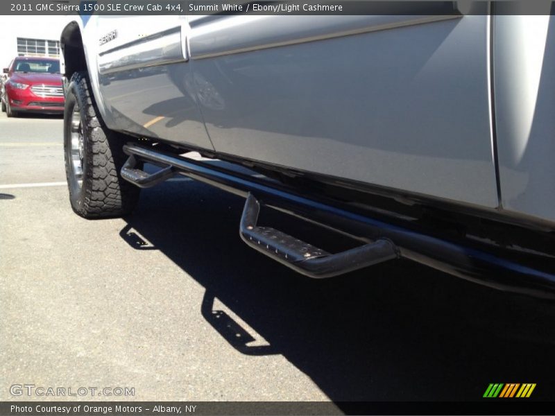 Summit White / Ebony/Light Cashmere 2011 GMC Sierra 1500 SLE Crew Cab 4x4