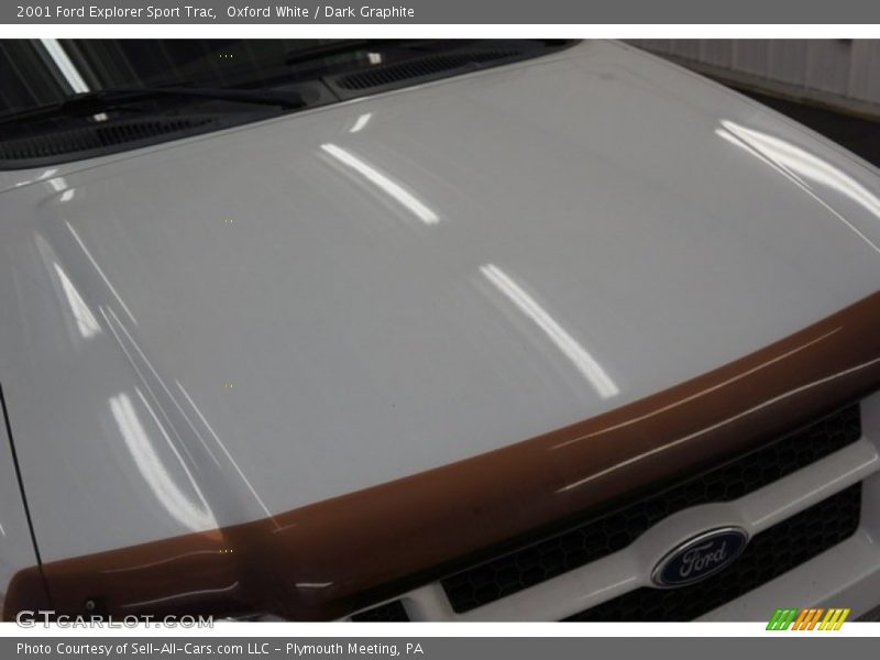 Oxford White / Dark Graphite 2001 Ford Explorer Sport Trac