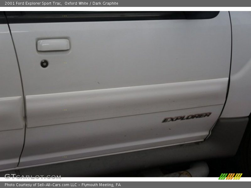 Oxford White / Dark Graphite 2001 Ford Explorer Sport Trac