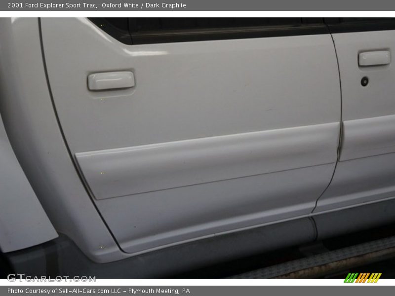 Oxford White / Dark Graphite 2001 Ford Explorer Sport Trac