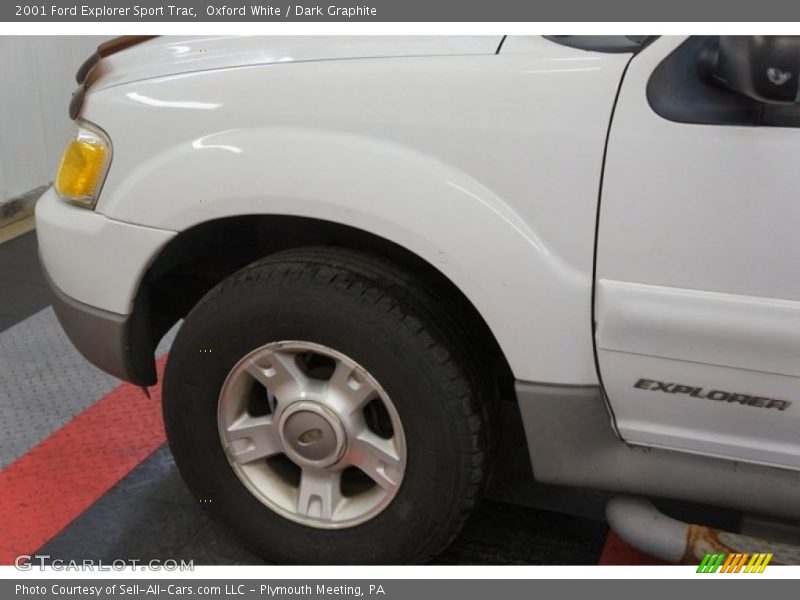 Oxford White / Dark Graphite 2001 Ford Explorer Sport Trac