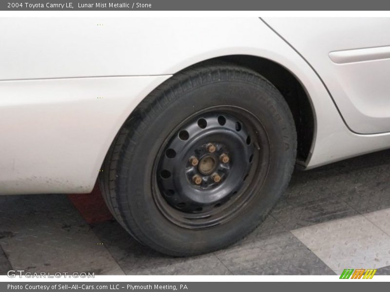 Lunar Mist Metallic / Stone 2004 Toyota Camry LE