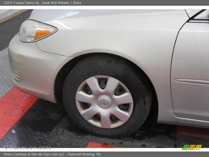 Lunar Mist Metallic / Stone 2004 Toyota Camry LE