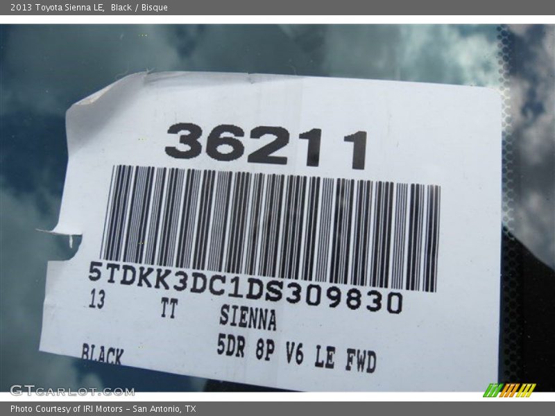 Black / Bisque 2013 Toyota Sienna LE