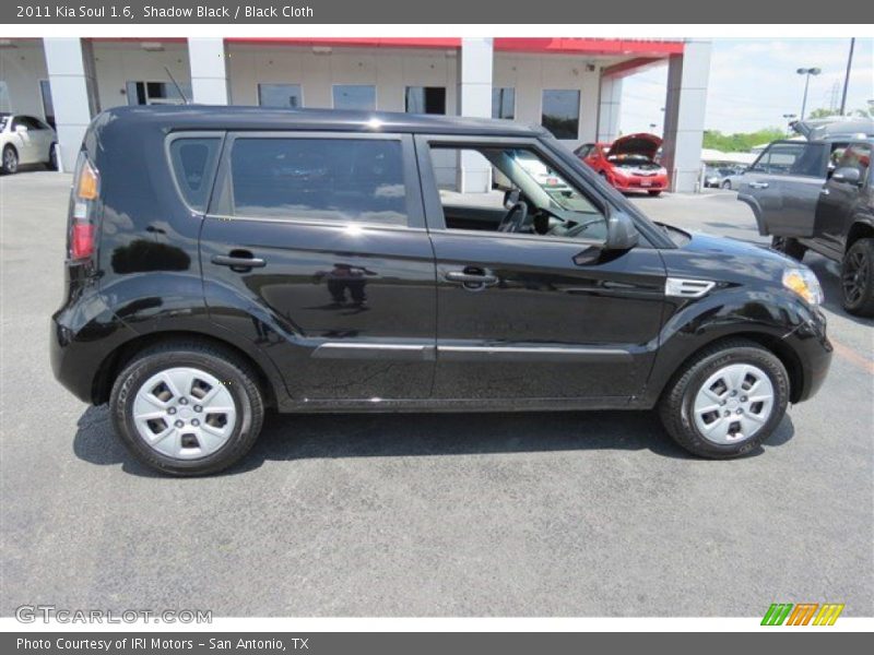 Shadow Black / Black Cloth 2011 Kia Soul 1.6