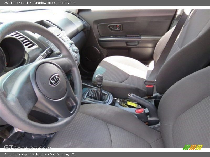Shadow Black / Black Cloth 2011 Kia Soul 1.6