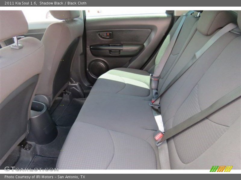 Shadow Black / Black Cloth 2011 Kia Soul 1.6