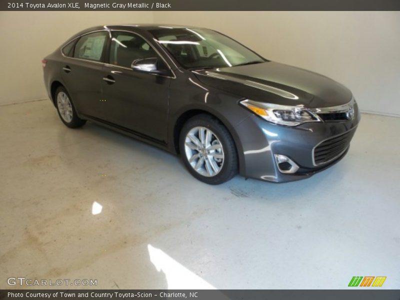 Magnetic Gray Metallic / Black 2014 Toyota Avalon XLE