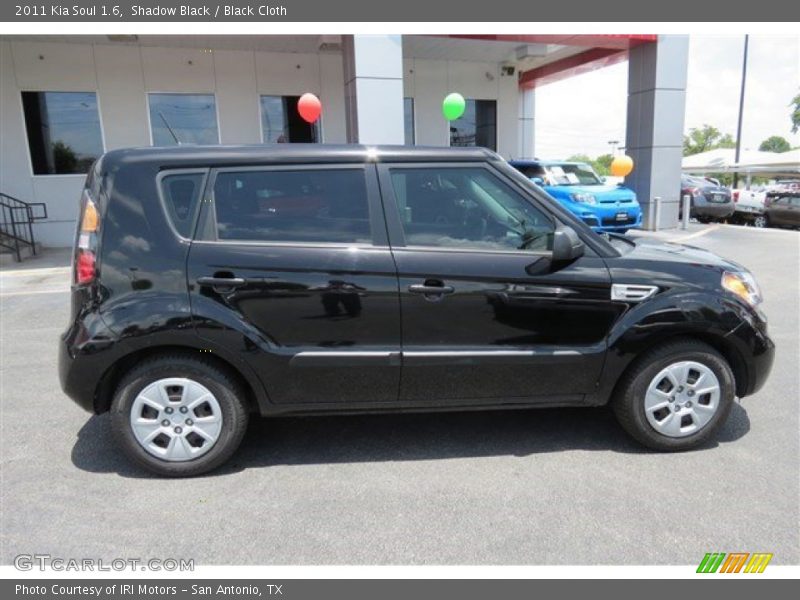 Shadow Black / Black Cloth 2011 Kia Soul 1.6