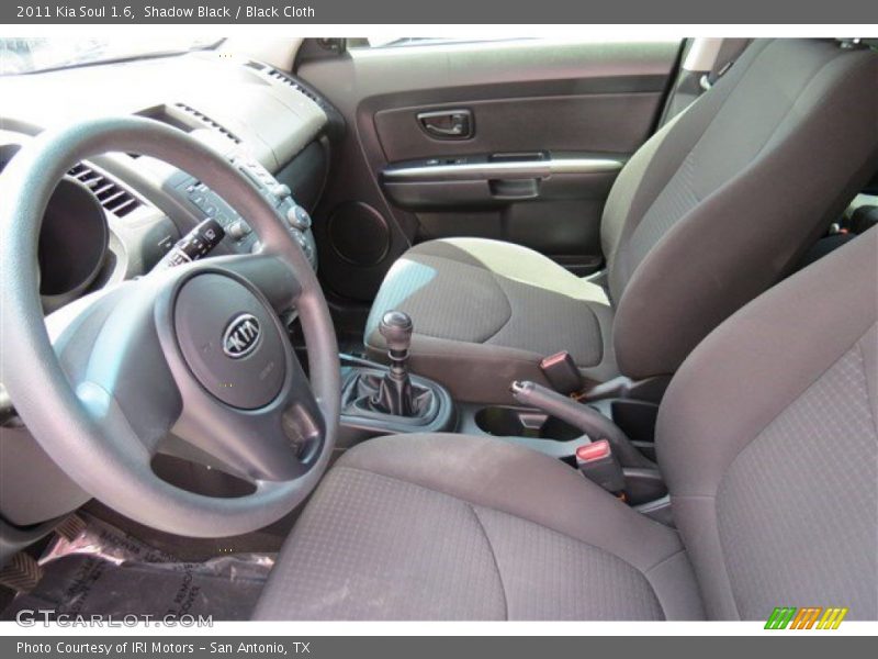 Shadow Black / Black Cloth 2011 Kia Soul 1.6