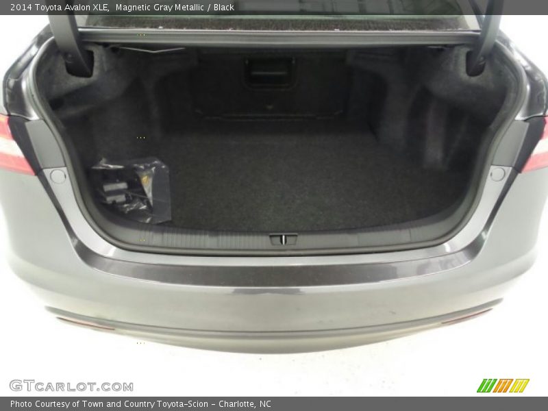 Magnetic Gray Metallic / Black 2014 Toyota Avalon XLE