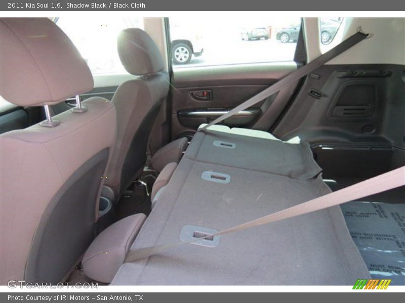 Shadow Black / Black Cloth 2011 Kia Soul 1.6