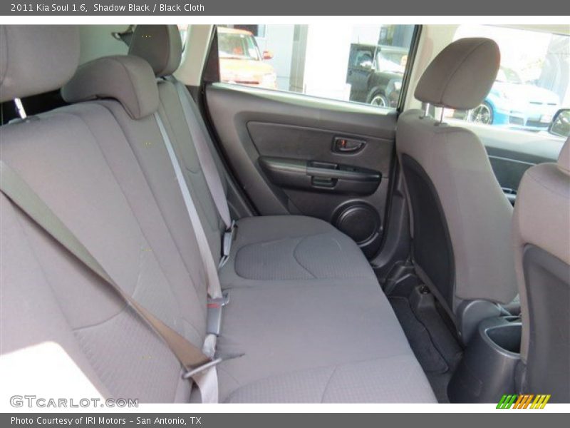 Shadow Black / Black Cloth 2011 Kia Soul 1.6