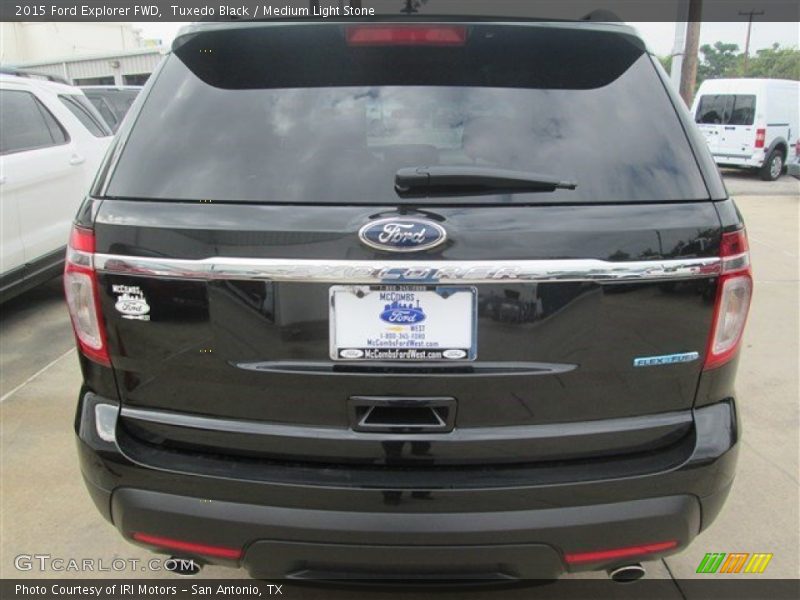 Tuxedo Black / Medium Light Stone 2015 Ford Explorer FWD