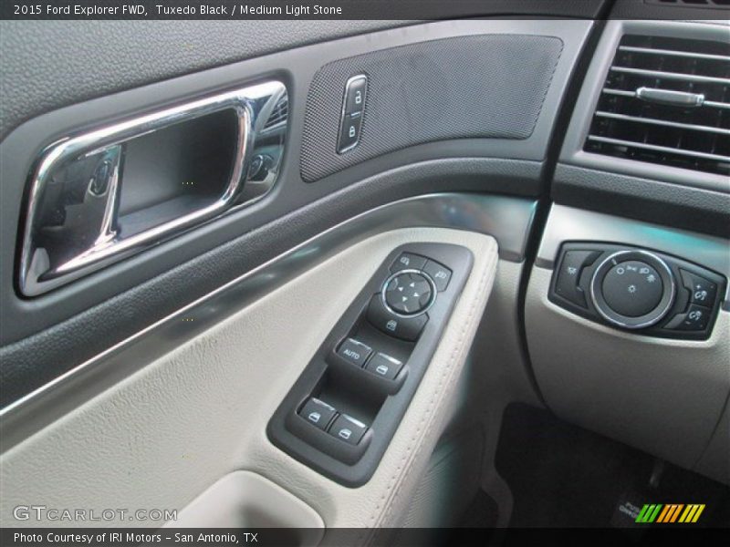 Tuxedo Black / Medium Light Stone 2015 Ford Explorer FWD
