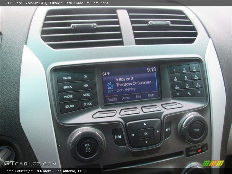Tuxedo Black / Medium Light Stone 2015 Ford Explorer FWD