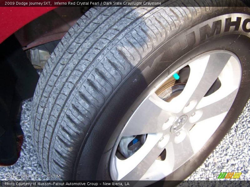 Inferno Red Crystal Pearl / Dark Slate Gray/Light Graystone 2009 Dodge Journey SXT