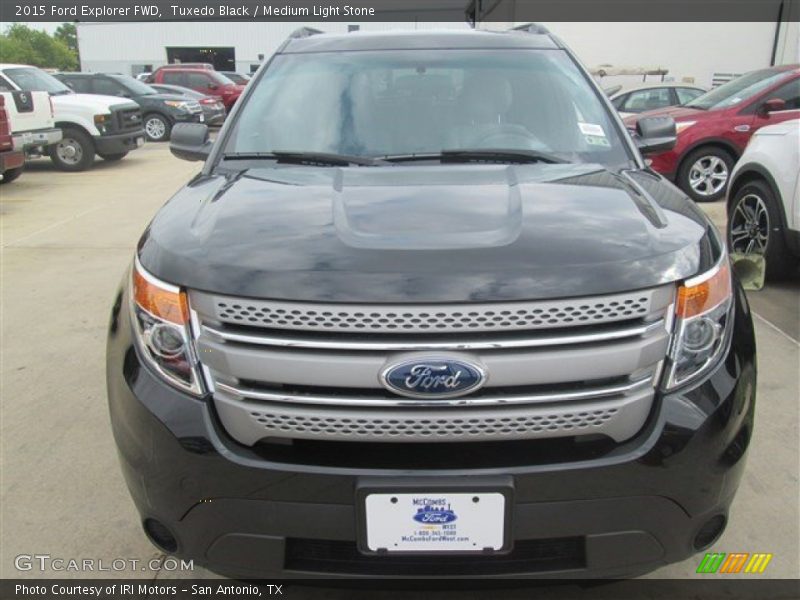 Tuxedo Black / Medium Light Stone 2015 Ford Explorer FWD