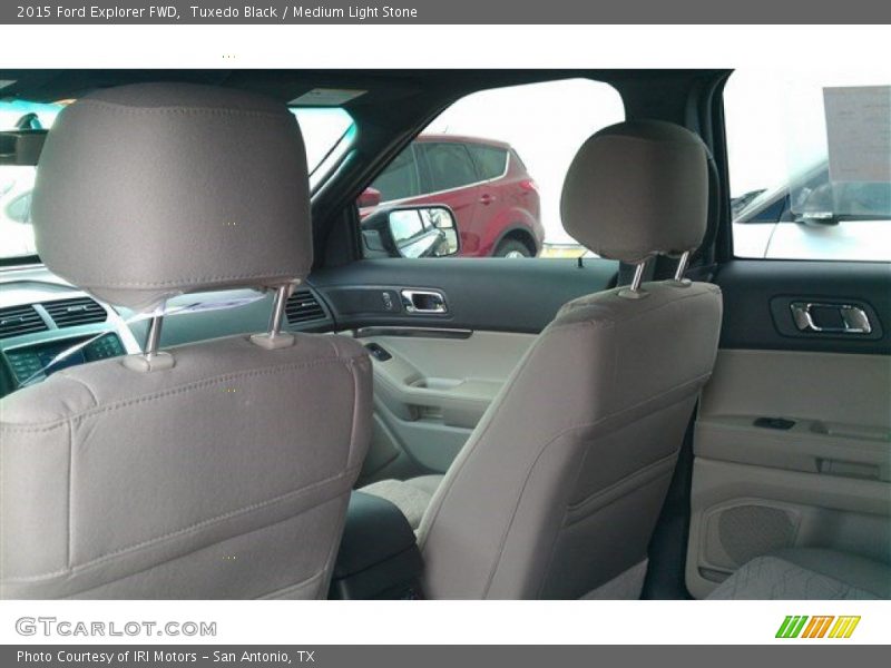 Tuxedo Black / Medium Light Stone 2015 Ford Explorer FWD