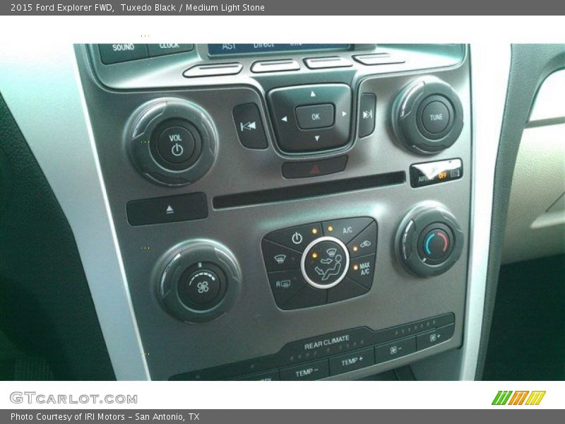 Tuxedo Black / Medium Light Stone 2015 Ford Explorer FWD