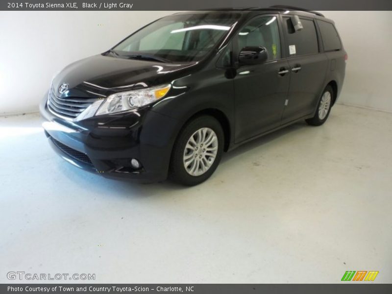 Black / Light Gray 2014 Toyota Sienna XLE