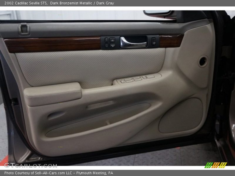 Dark Bronzemist Metallic / Dark Gray 2002 Cadillac Seville STS
