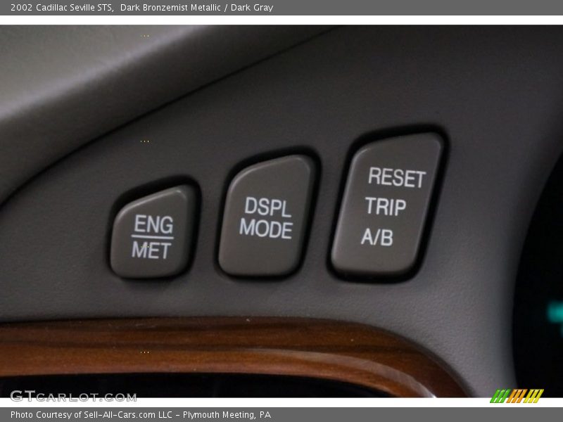Dark Bronzemist Metallic / Dark Gray 2002 Cadillac Seville STS