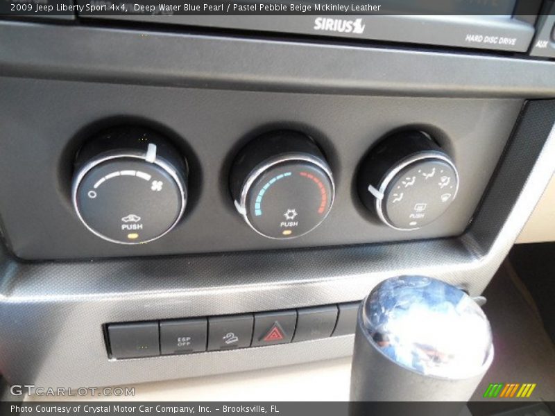 Deep Water Blue Pearl / Pastel Pebble Beige Mckinley Leather 2009 Jeep Liberty Sport 4x4