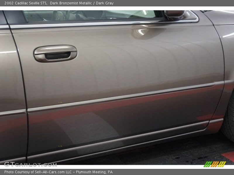 Dark Bronzemist Metallic / Dark Gray 2002 Cadillac Seville STS
