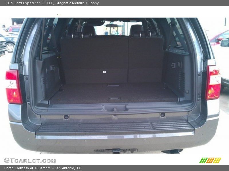  2015 Expedition EL XLT Trunk