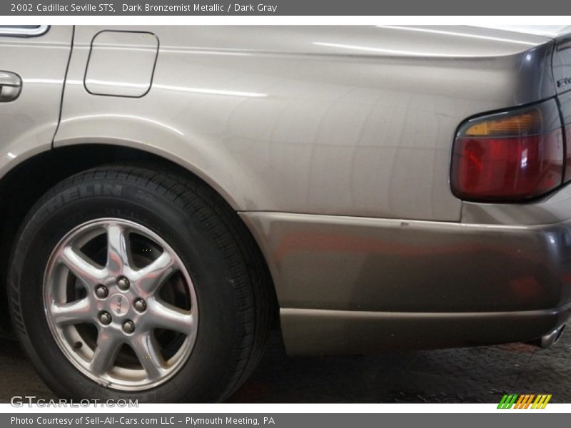 Dark Bronzemist Metallic / Dark Gray 2002 Cadillac Seville STS