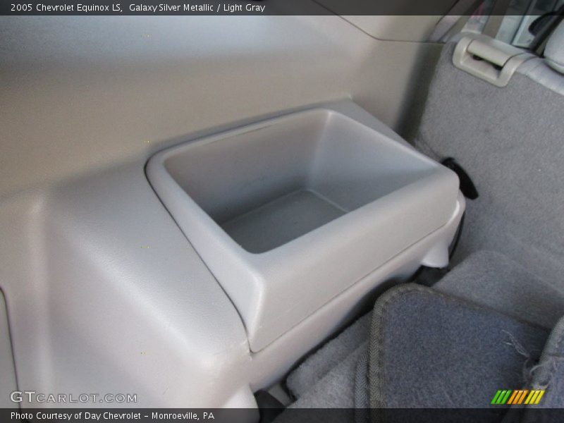Galaxy Silver Metallic / Light Gray 2005 Chevrolet Equinox LS